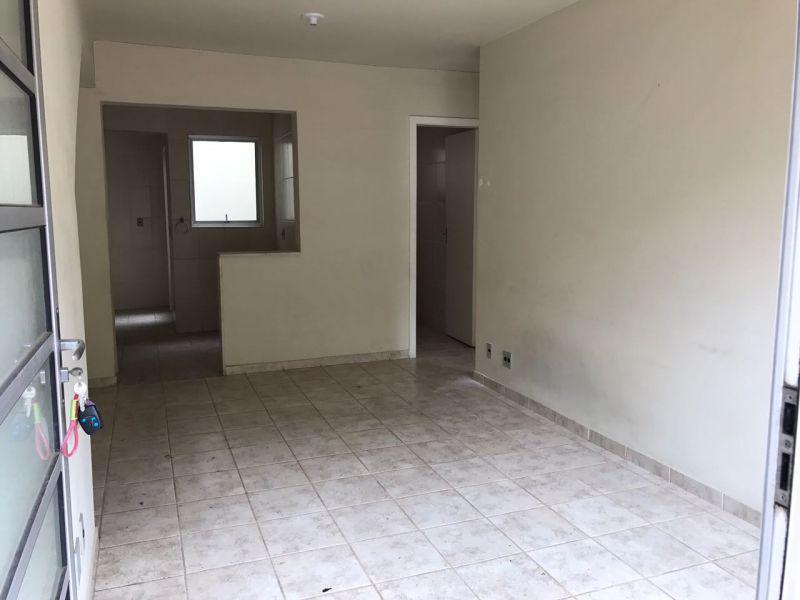 Casa, Cabral, 2 Quartos, 1 Vaga