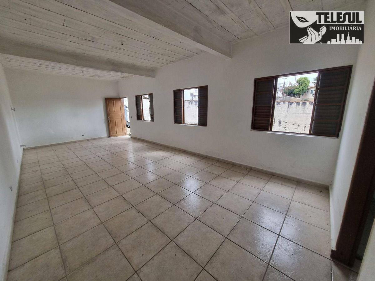 Casa, Vila Martins, 1 Quarto, 0 Vaga