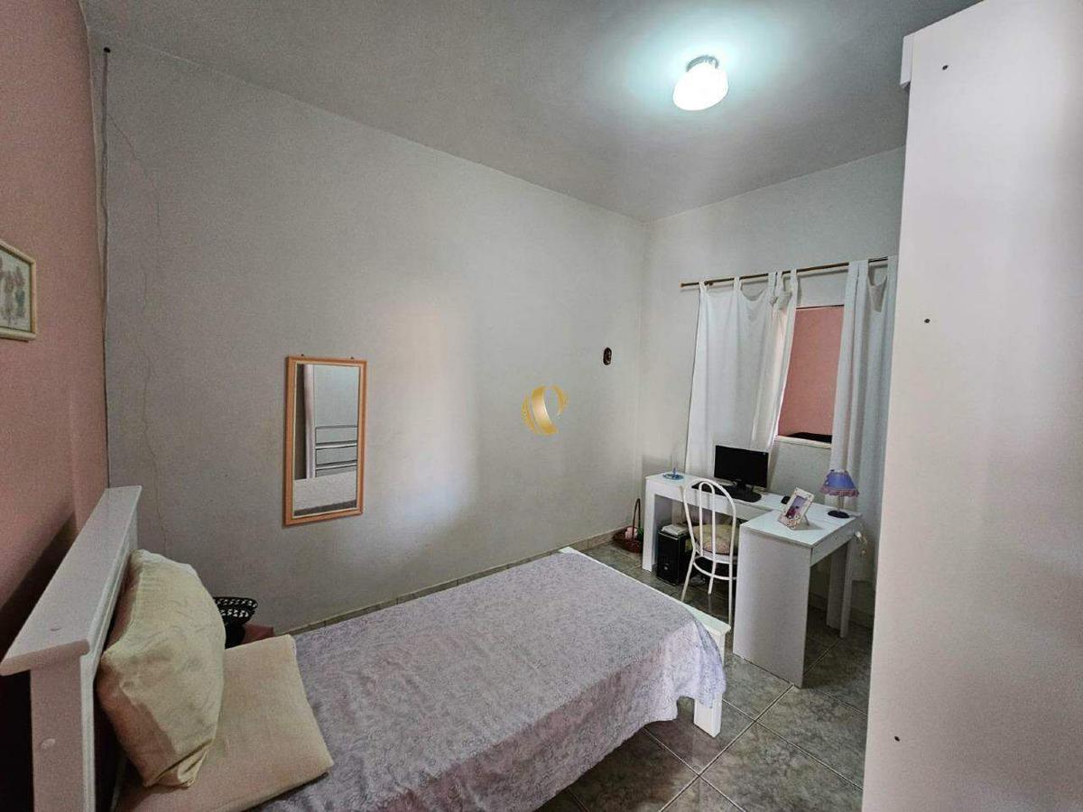 Casa, Cidade de Deus, 2 Quartos, 2 Vagas