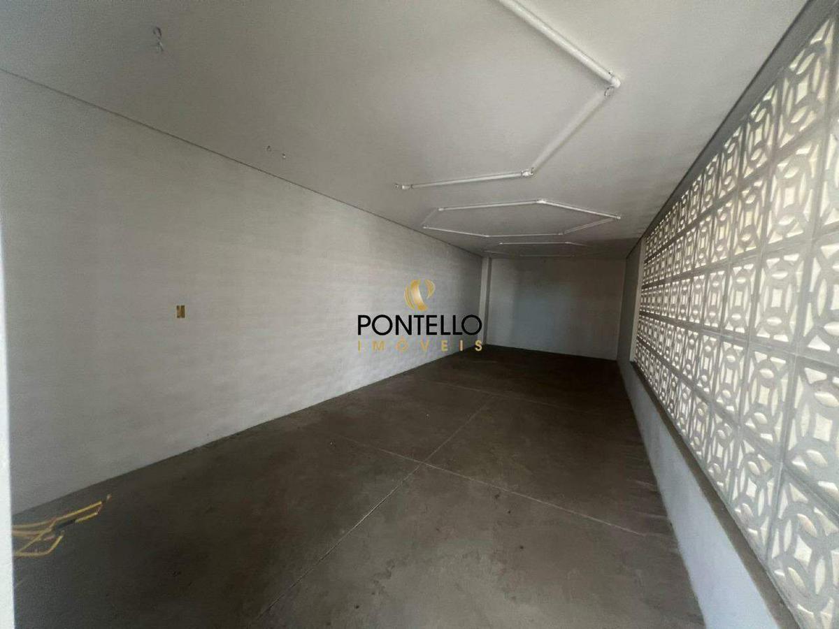 Andar, Centro, 0 Quarto, 0 Vaga