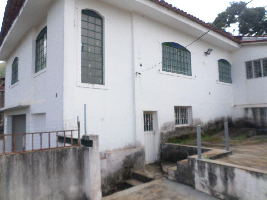 Casa, Centro, 5 Quartos, 0 Vaga, 1 Suíte