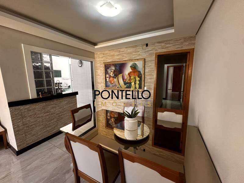 Casa, Fernão Dias, 3 Quartos, 2 Vagas, 1 Suíte