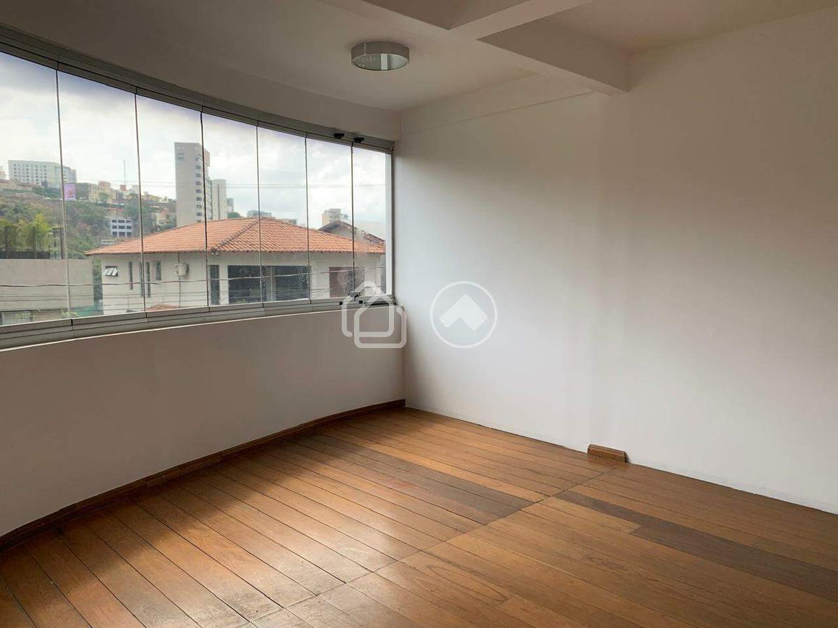 Casa, Santa Lúcia, 6 Quartos, 8 Vagas, 5 Suítes