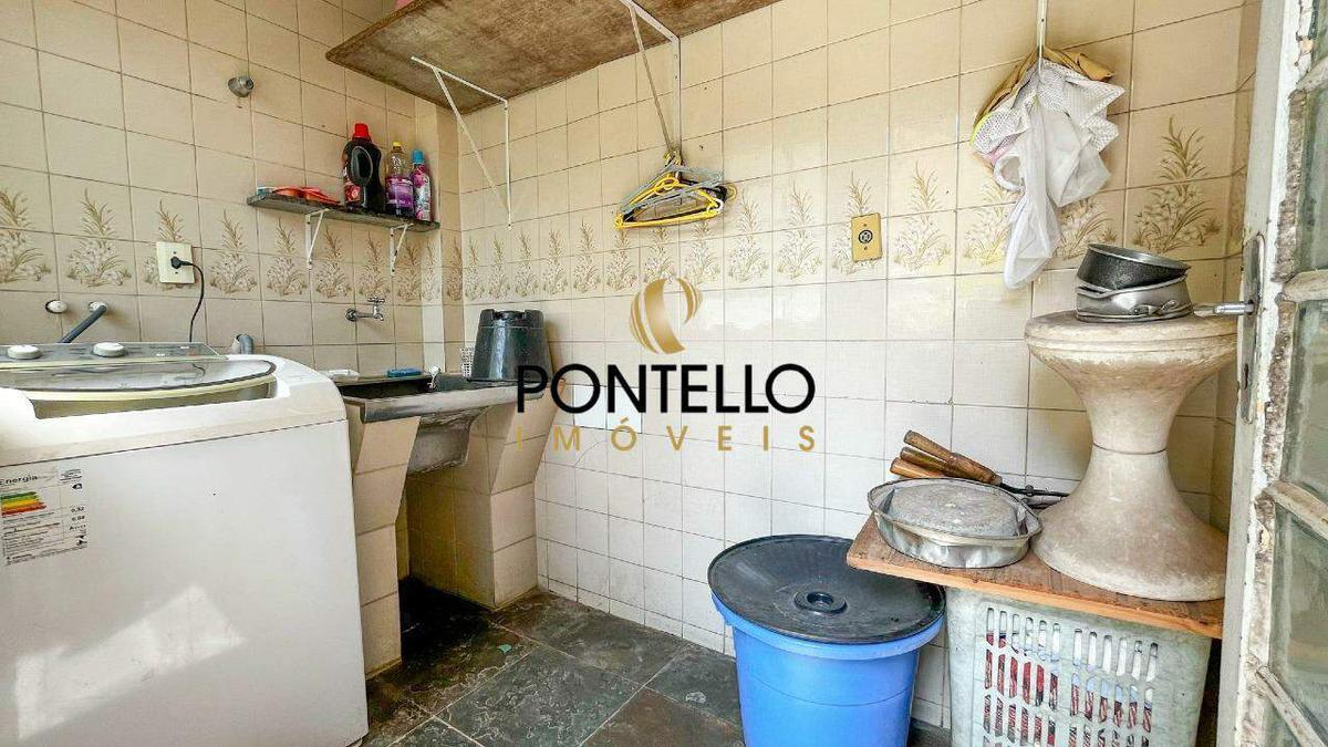 Casa, Serra, 4 Quartos, 2 Vagas, 2 Suítes