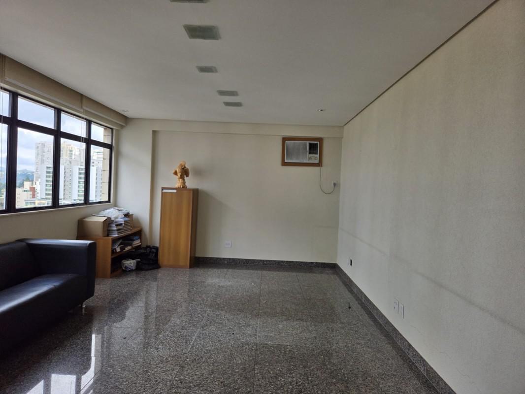 Sala, Vila da Serra, 0 Quarto, 3 Vagas