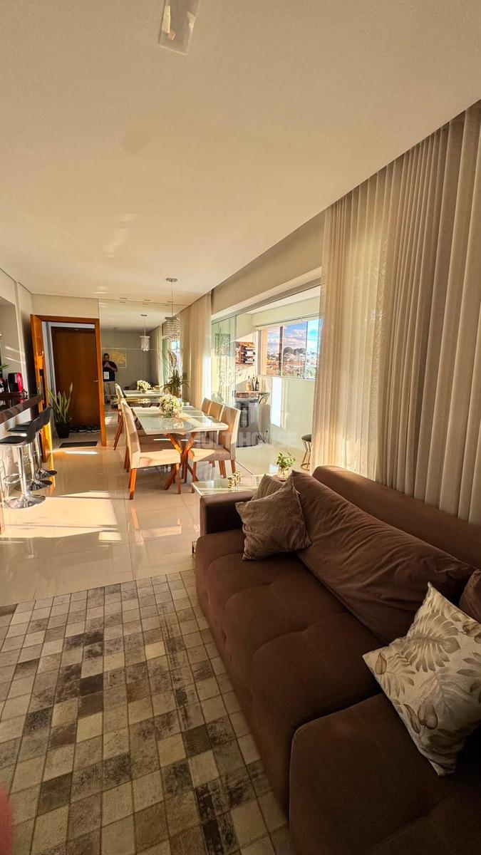 Apartamento, Itapoã, 3 Quartos, 2 Vagas, 1 Suíte