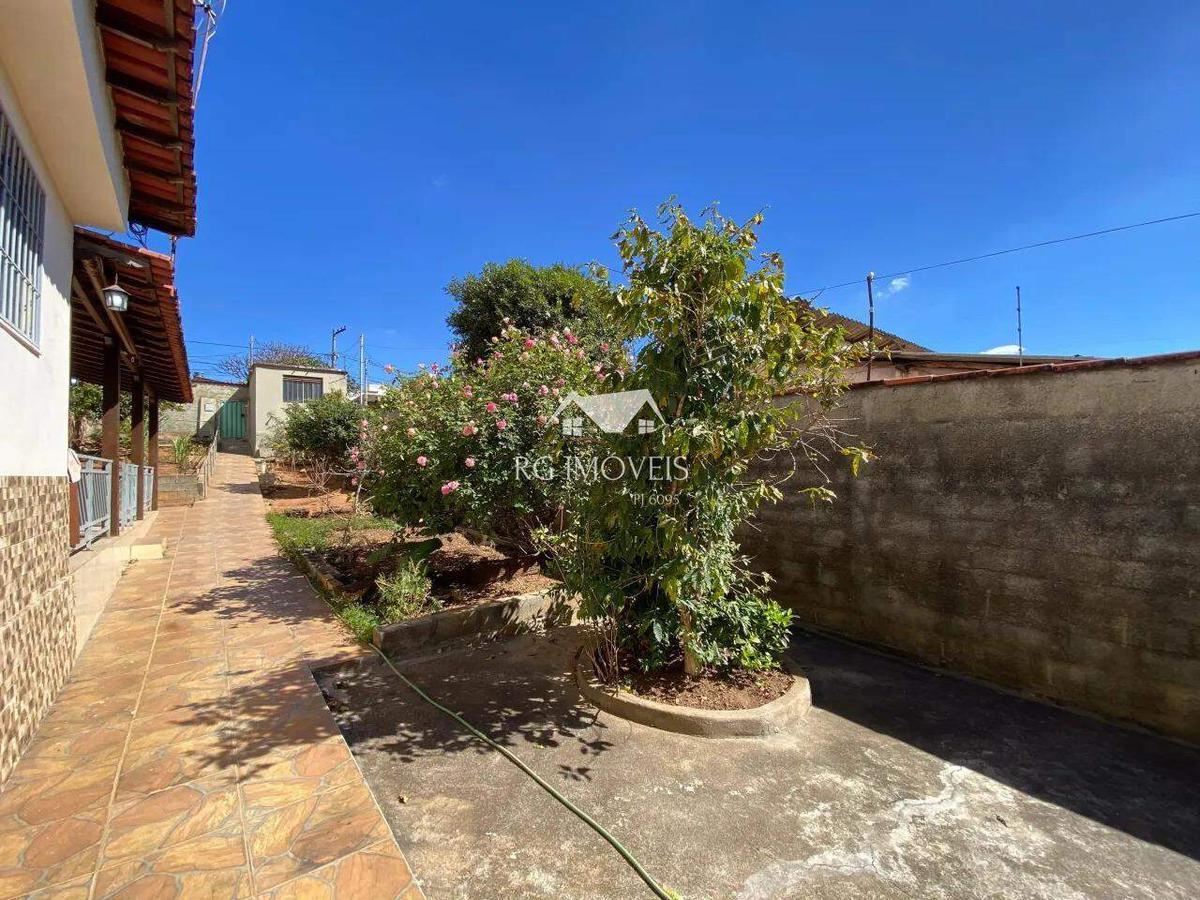 Casa, Miramar (barreiro), 2 Quartos, 2 Vagas