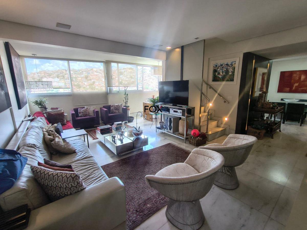 Apartamento, Vila Paris, 4 Quartos, 2 Vagas, 1 Suíte