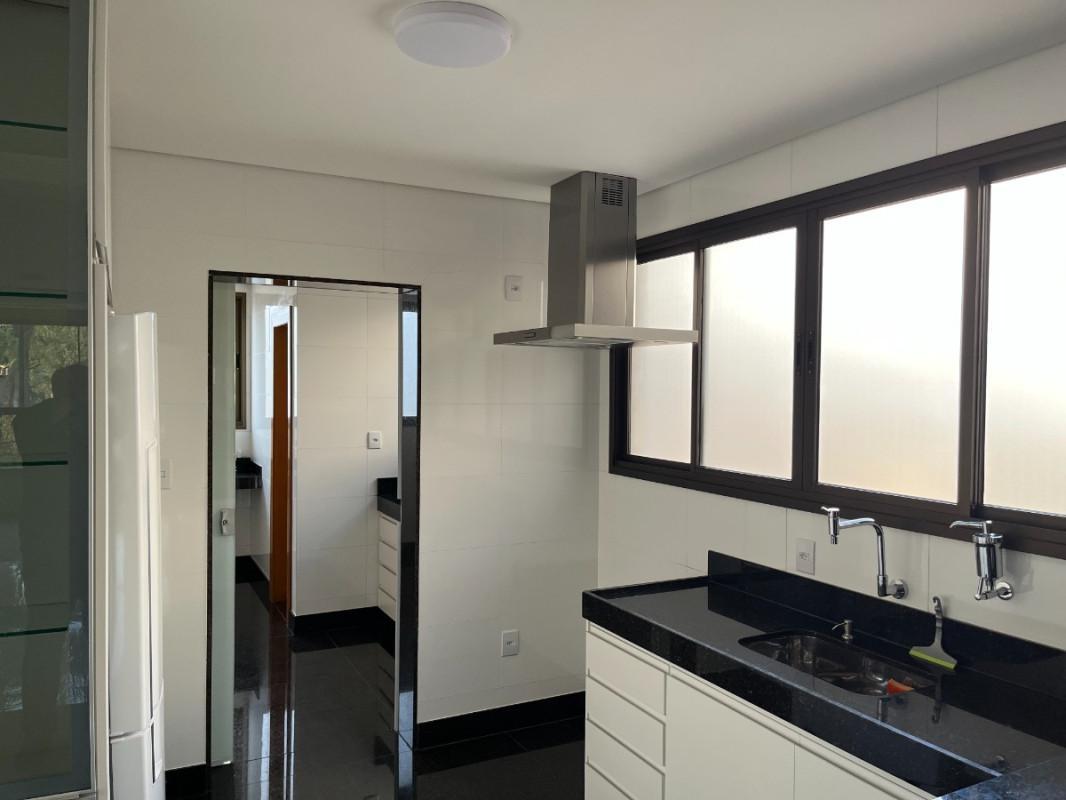 Apartamento, Castelo, 4 Quartos, 3 Vagas, 3 Suítes