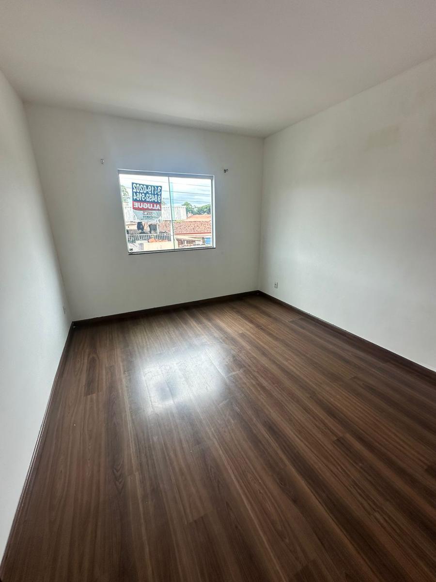 Casa, Parque Turistas, 2 Quartos, 2 Vagas