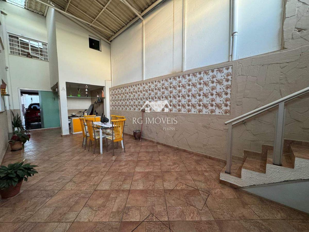 Casa, Conjunto Ademar Maldonado, 0 Quarto, 6 Vagas