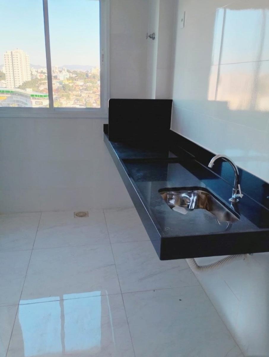 Apartamento, Santa Mônica, 2 Quartos, 1 Vaga