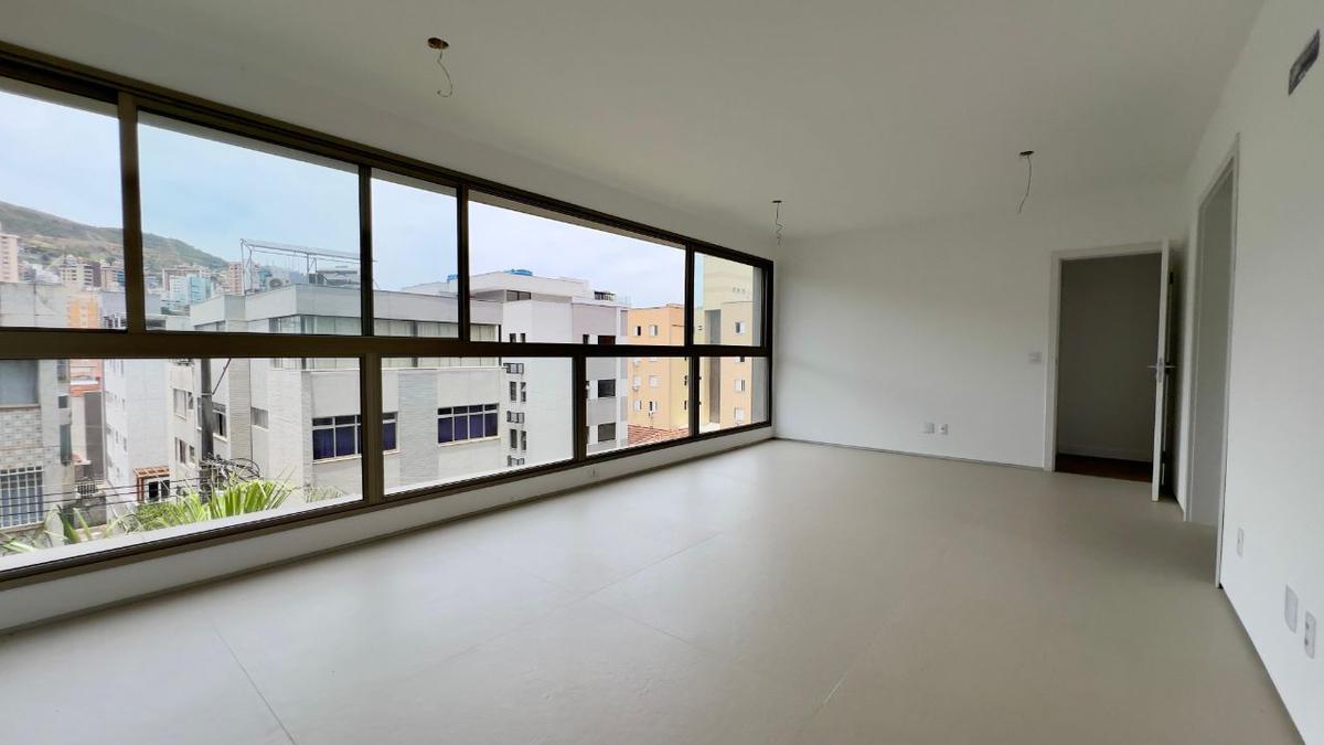 Apartamento, Cruzeiro, 4 Quartos, 4 Vagas, 2 Suítes