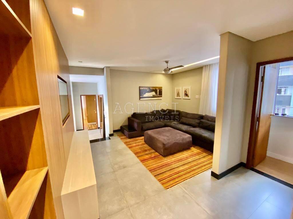 Casa, Castelo, 5 Quartos, 0 Vaga, 5 Suítes