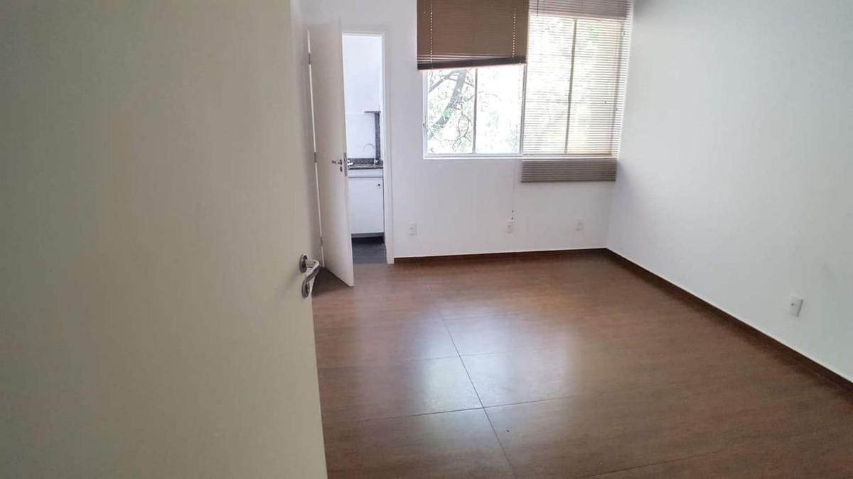 Sala, Centro