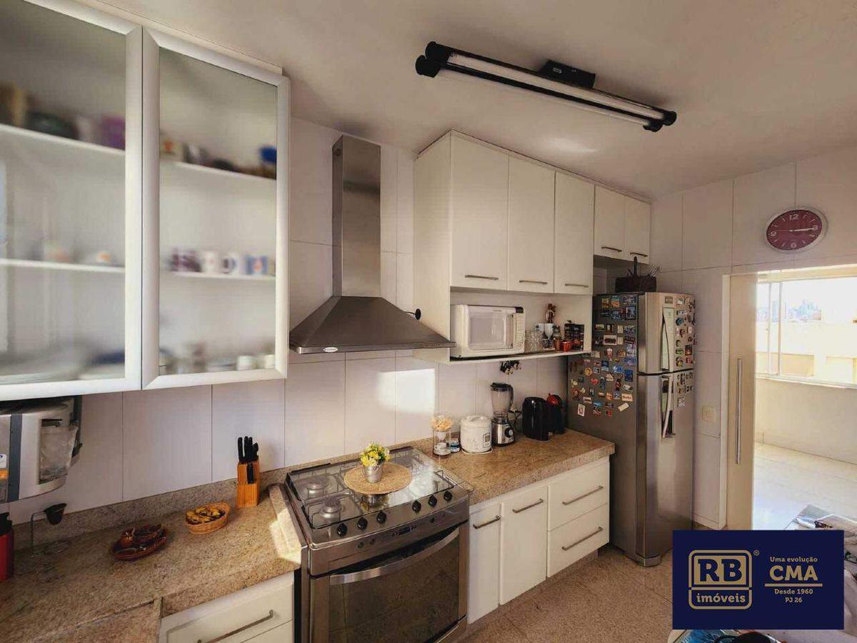 Apartamento, Funcionários, 4 Quartos, 2 Vagas, 1 Suíte