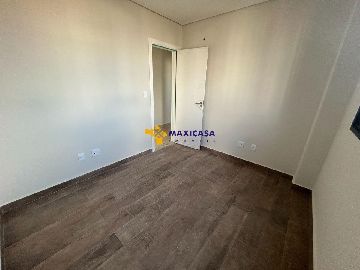 Apartamento, Jaraguá, 4 Quartos, 3 Vagas, 1 Suíte
