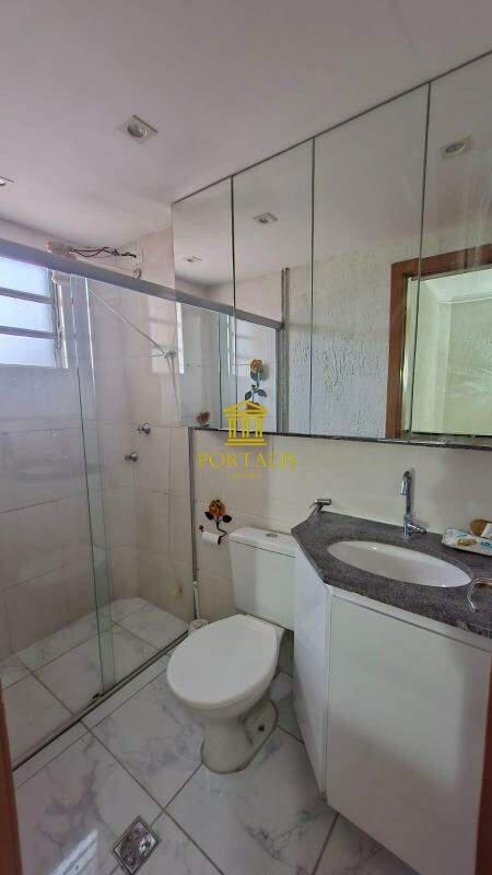 Casa, Cabral, 3 Quartos, 2 Vagas, 1 Suíte