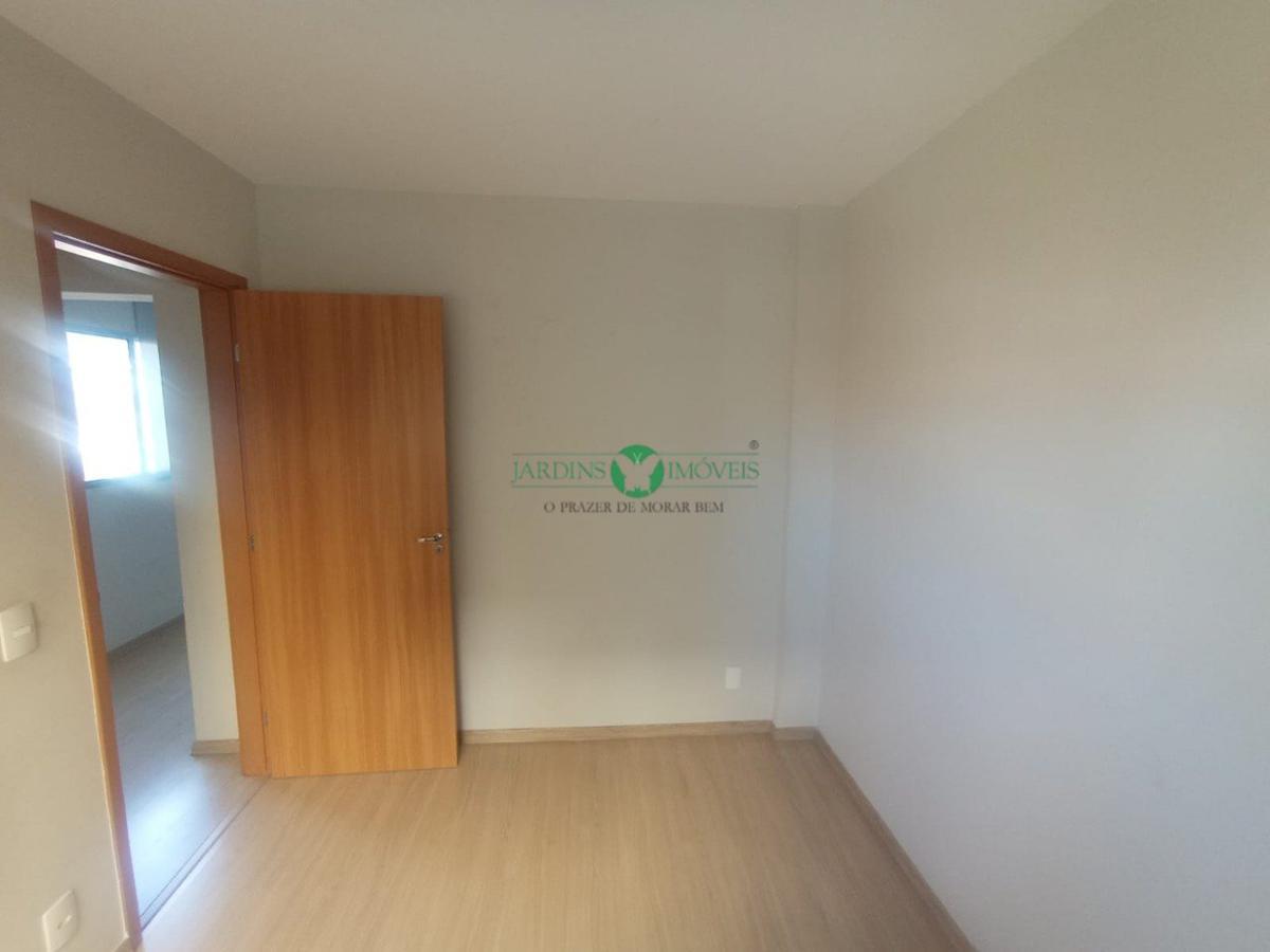 Apartamento, Santa Cruz, 2 Quartos, 1 Vaga