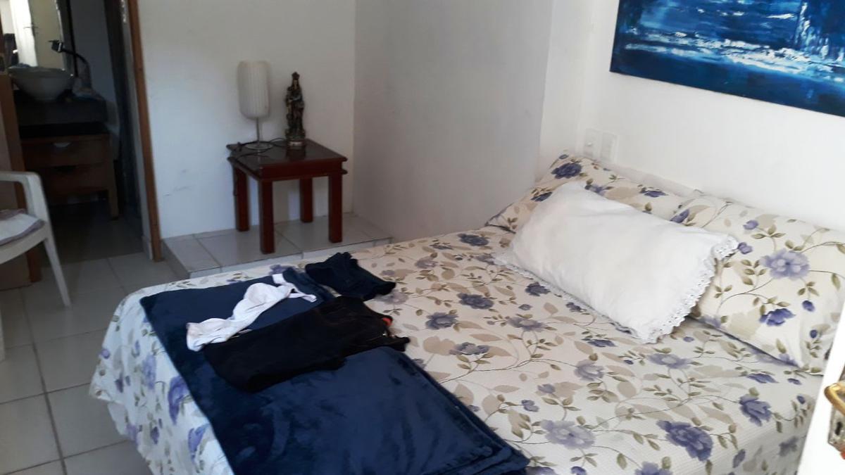 Casa, Floresta, 4 Quartos, 0 Vaga, 3 Suítes