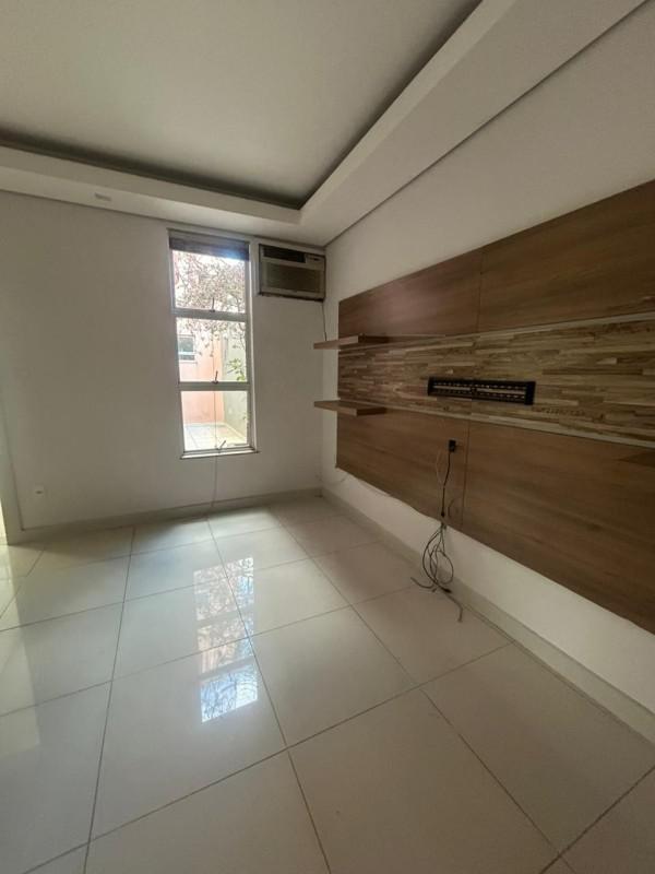 Casa, Centro, 3 Quartos, 3 Vagas, 1 Suíte