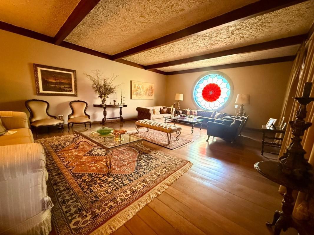 Casa, Santa Lúcia, 4 Quartos, 3 Vagas, 1 Suíte