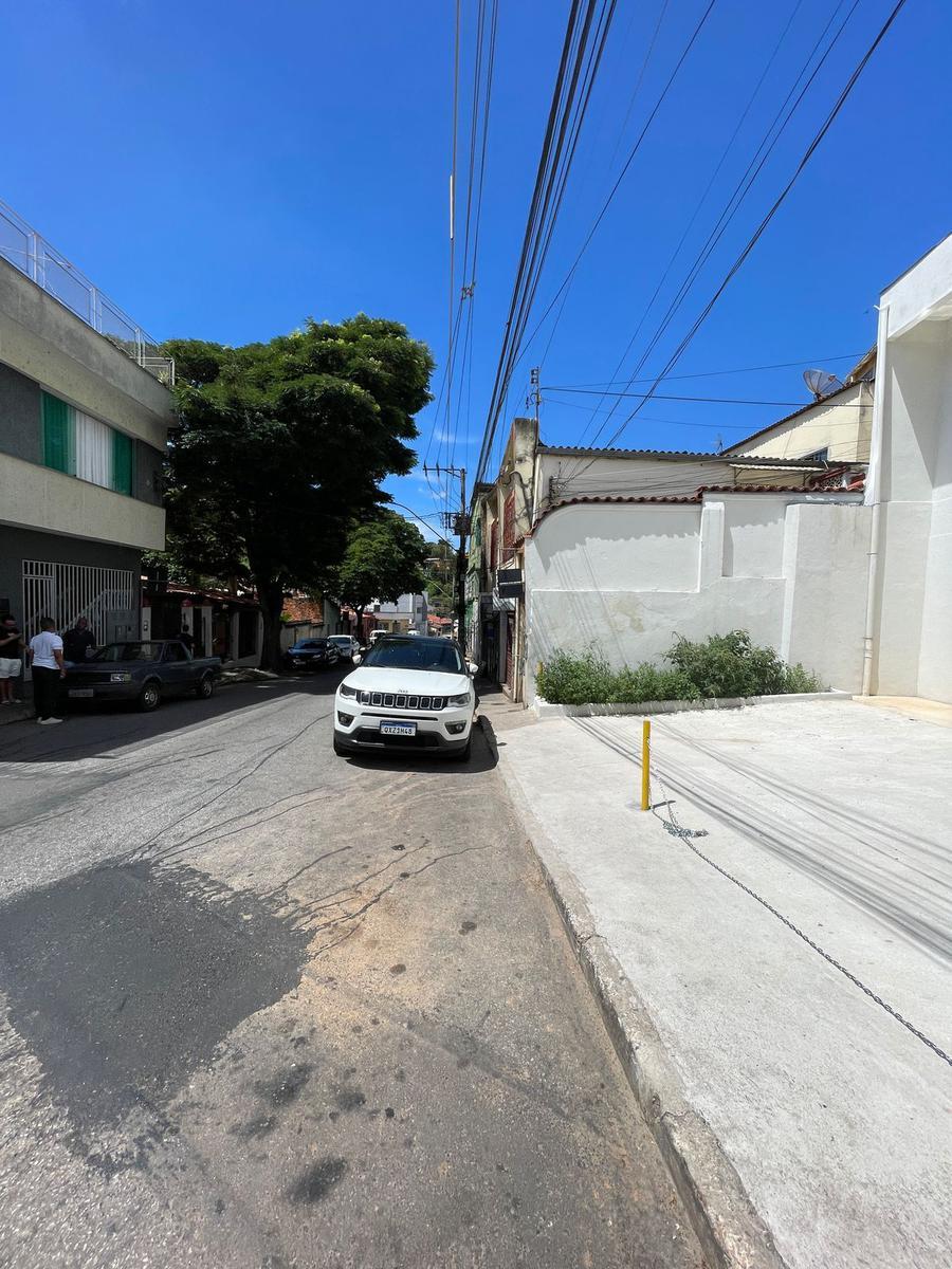 Andar, Centro, 0 Quarto, 3 Vagas