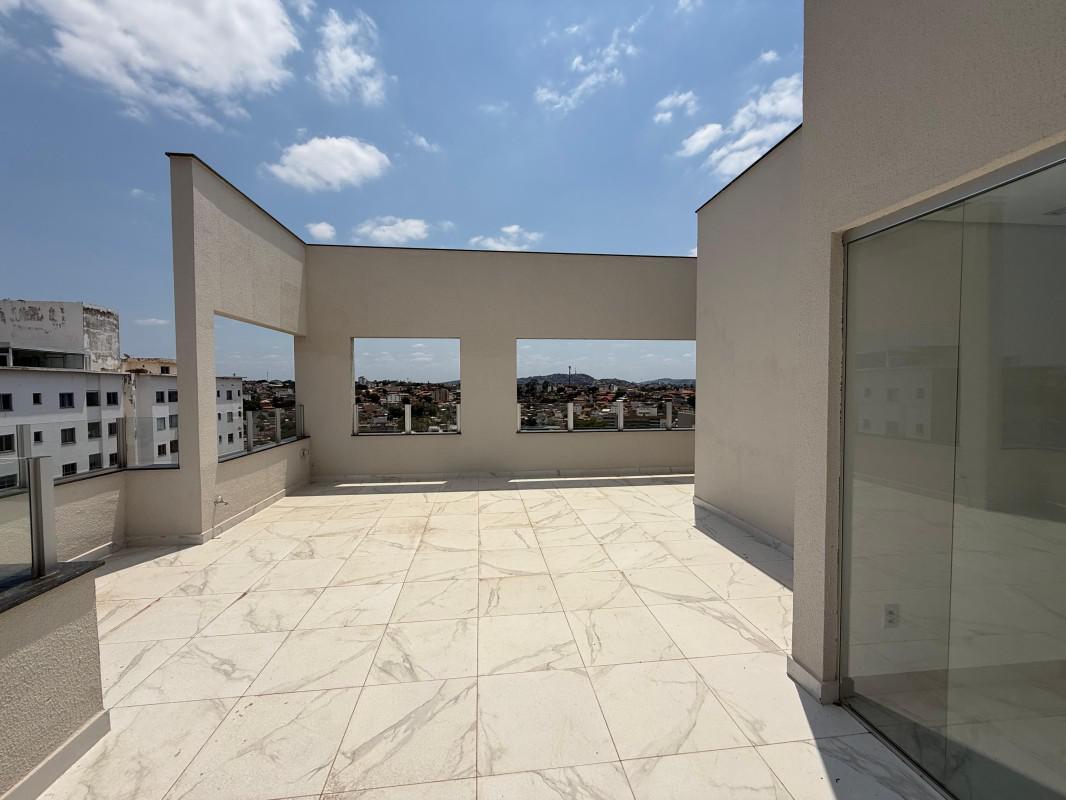 Cobertura, Santa Mônica, 2 Quartos, 2 Vagas, 1 Suíte