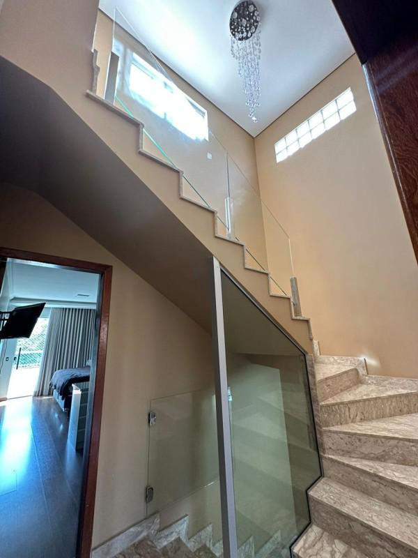Casa, Monte Verde, 3 Quartos, 2 Vagas, 1 Suíte