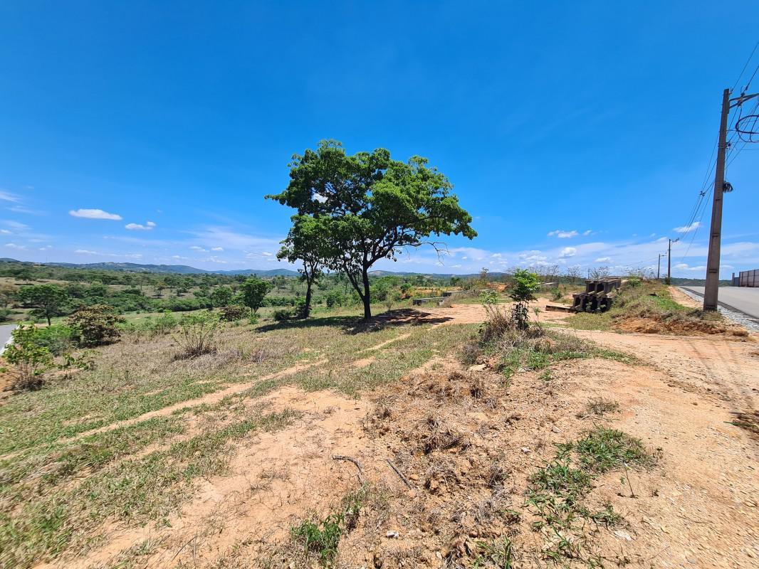 Lote, Novo Retiro, 0 Quarto, 0 Vaga