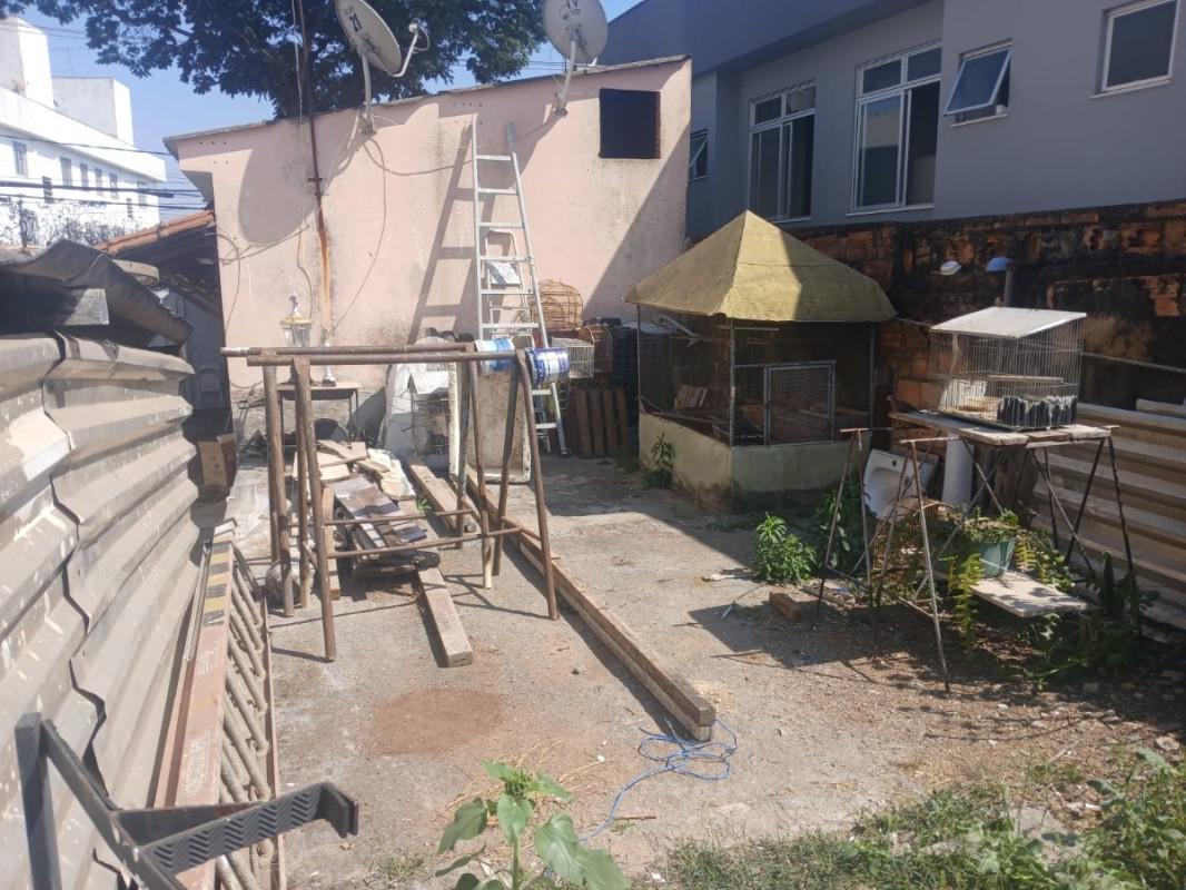 Casa, Floramar, 3 Quartos, 8 Vagas