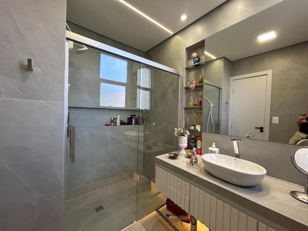 Apartamento, Serra, 4 Quartos, 2 Vagas, 1 Suíte
