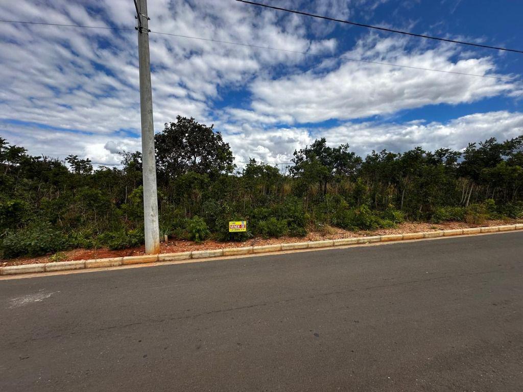 Lote, Centro, 0 Quarto, 0 Vaga