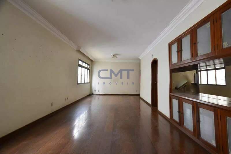 Apartamento, Funcionários, 4 Quartos, 3 Vagas, 2 Suítes