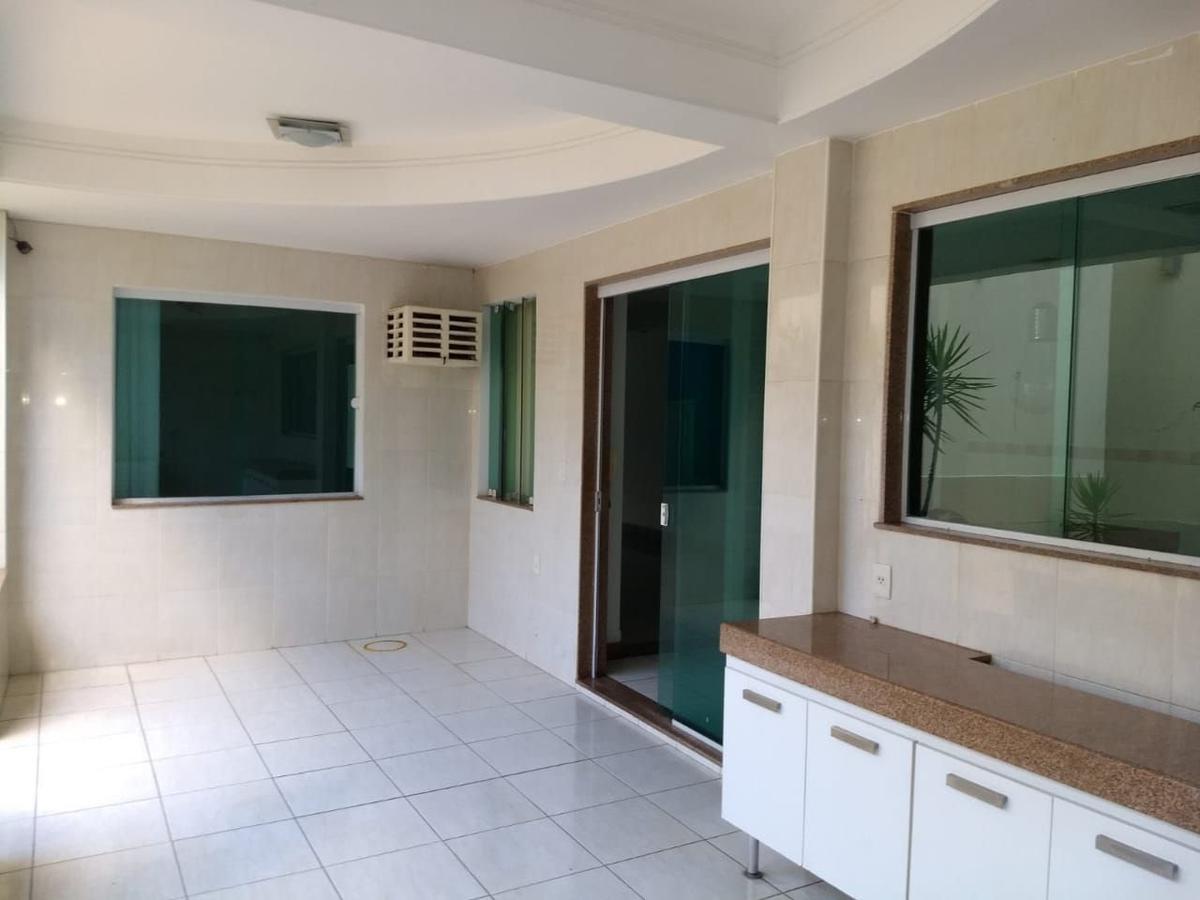 Casa, Santa Maria, 5 Quartos, 3 Vagas, 1 Suíte