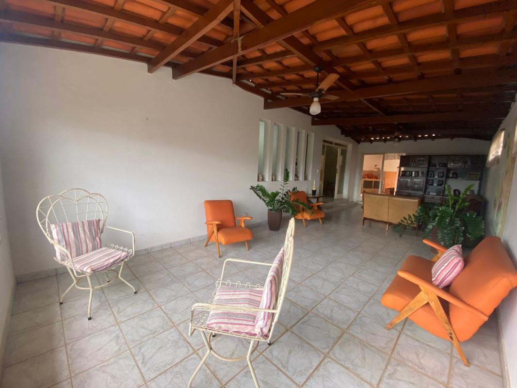 Casa, Centro, 5 Quartos, 2 Vagas