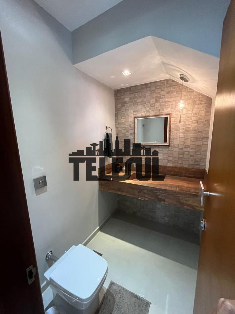 Casa, Campos Elíseos, 3 Quartos, 5 Vagas, 1 Suíte