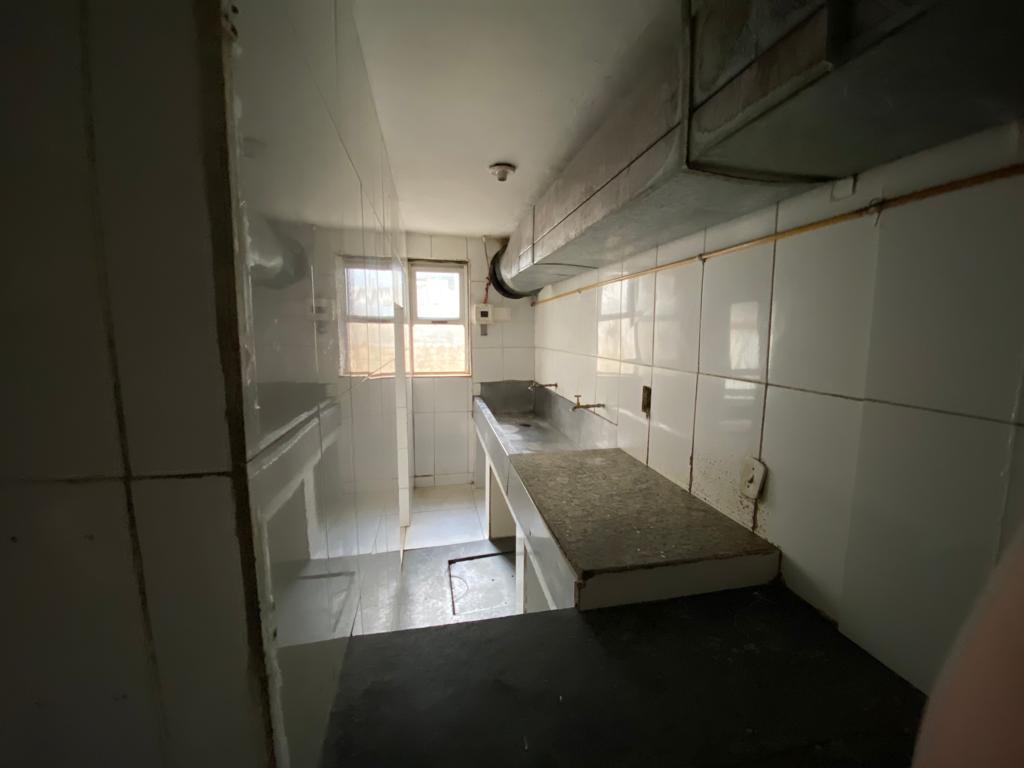 Casa Comercial, Funcionários, 0 Quarto, 0 Vaga