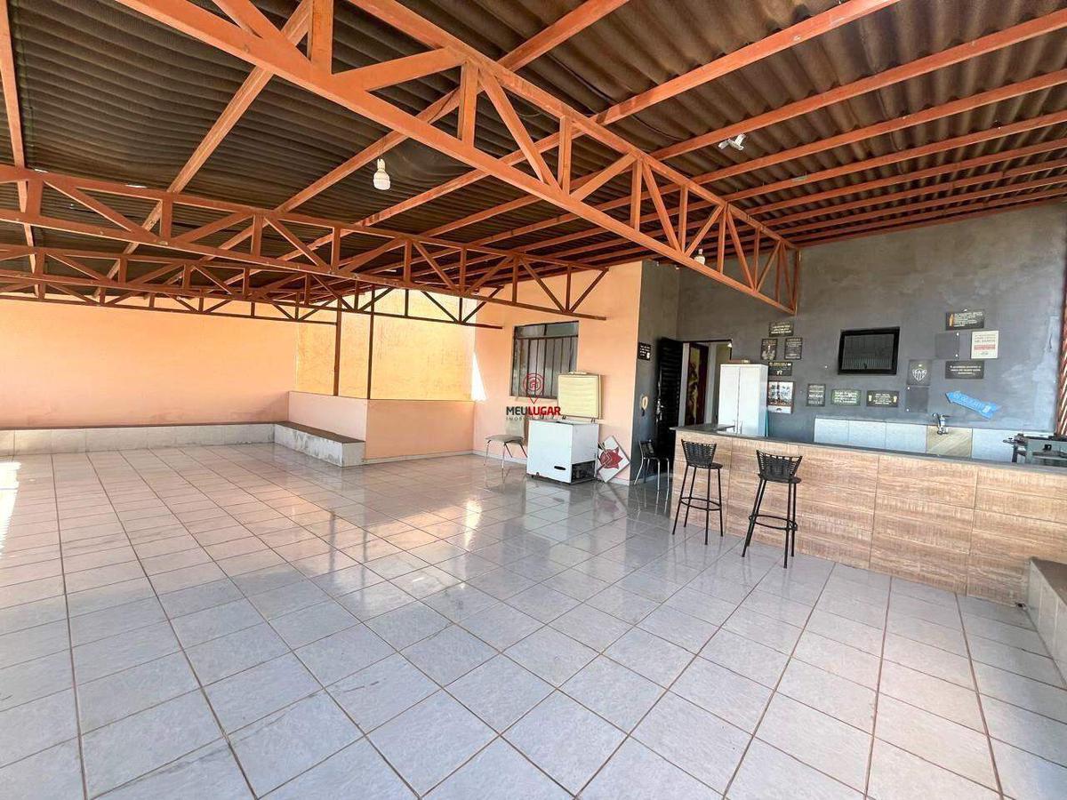 Casa, Barreiro, 3 Quartos, 4 Vagas, 1 Suíte