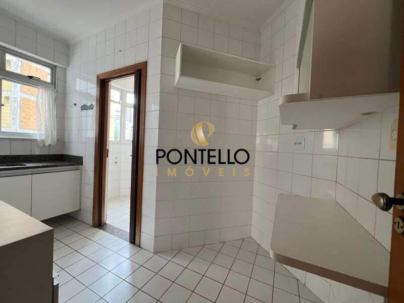 Apartamento, Estoril, 3 Quartos, 1 Vaga, 1 Suíte