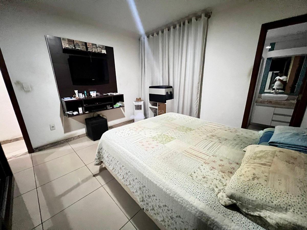 Casa, Santa Branca, 3 Quartos, 2 Vagas, 1 Suíte