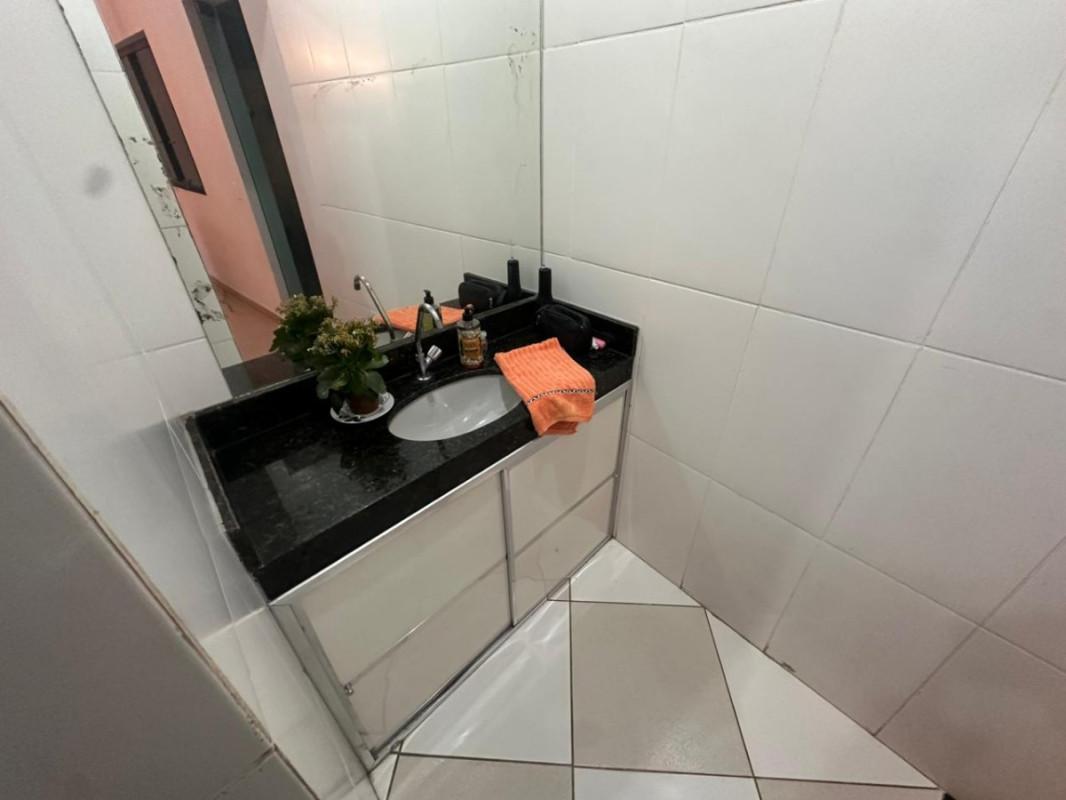 Casa, Estancias Imperiais, 3 Quartos, 5 Vagas, 1 Suíte
