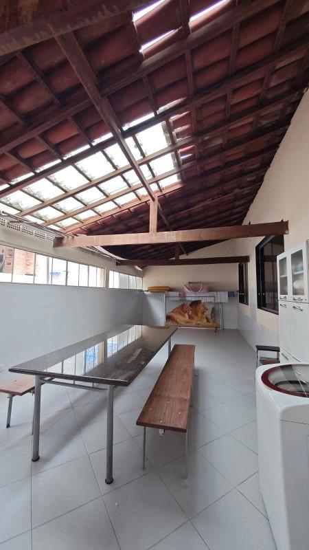 Casa, Barreiro, 3 Quartos, 4 Vagas, 1 Suíte