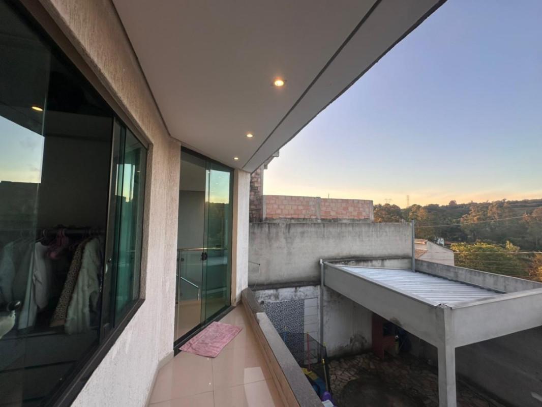 Casa, Estancias Imperiais, 3 Quartos, 5 Vagas, 1 Suíte