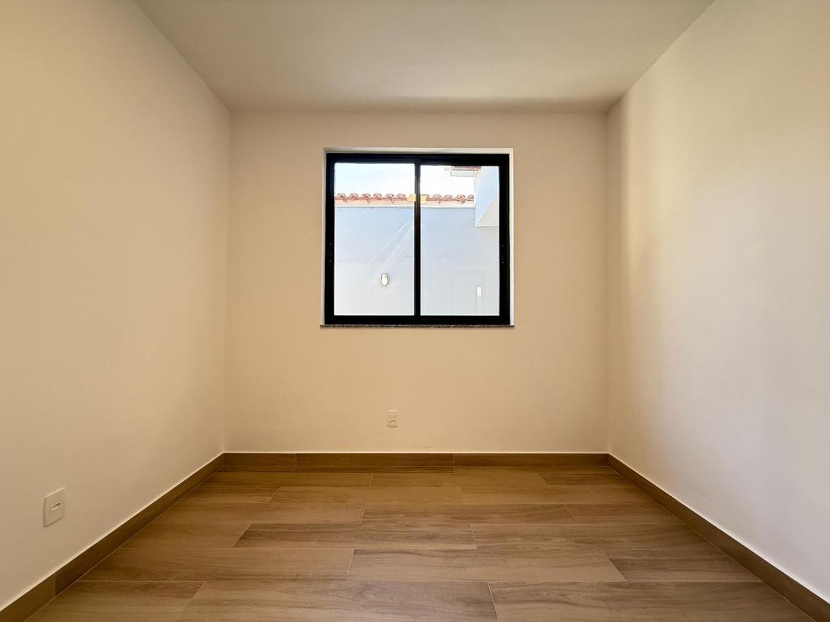 Casa, Itapoã, 3 Quartos, 2 Vagas, 1 Suíte