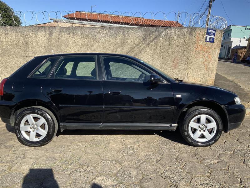 Audi A3 1.8 5p Mec.