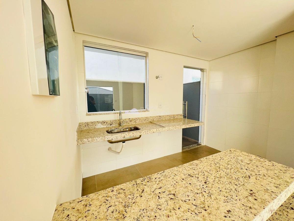 Apartamento, Candelária, 2 Quartos, 2 Vagas