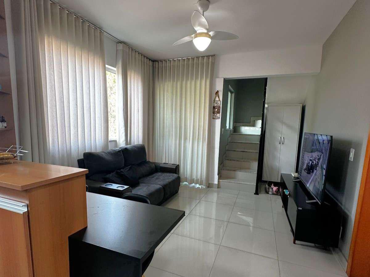 Cobertura, Santa Rosa, 3 Quartos, 2 Vagas, 1 Suíte