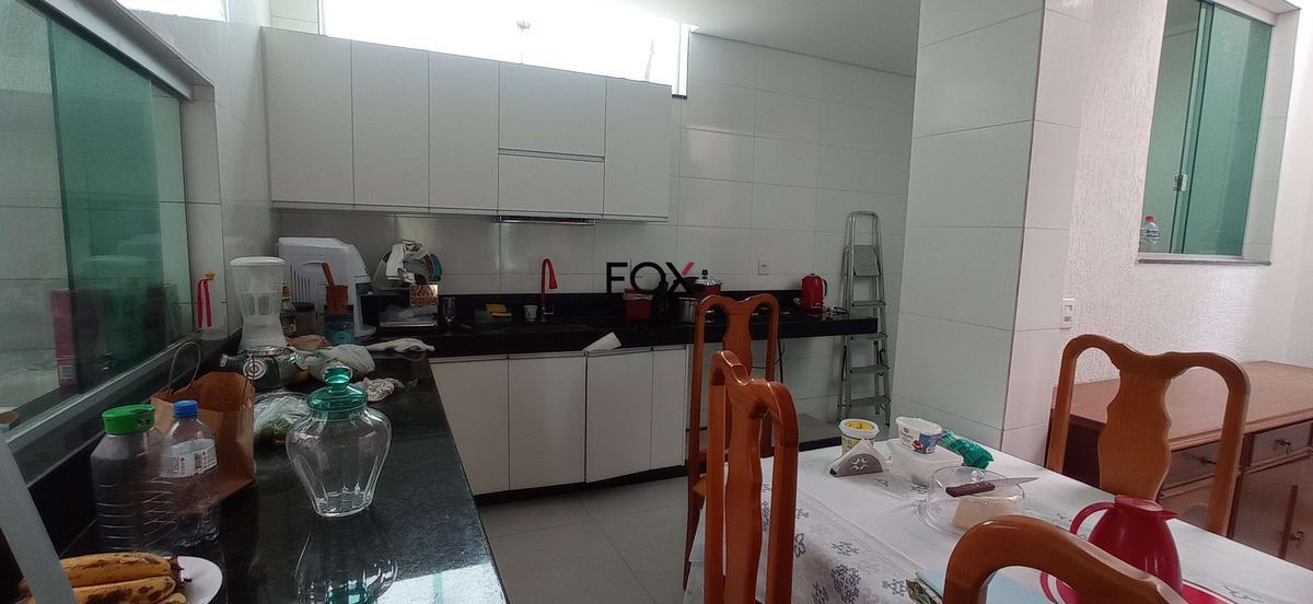 Casa, Colégio Batista, 2 Quartos, 2 Vagas, 1 Suíte