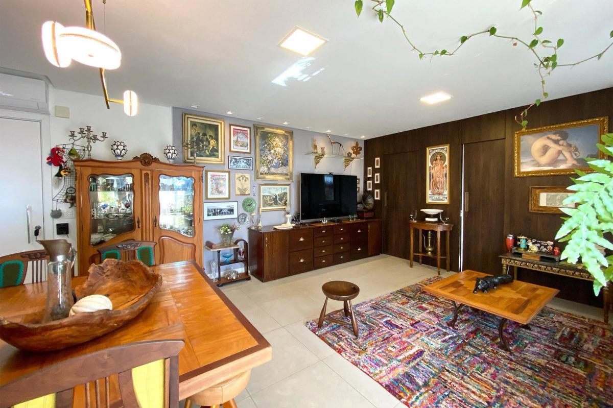 Apartamento, Santa Efigênia, 1 Quarto, 2 Vagas, 1 Suíte